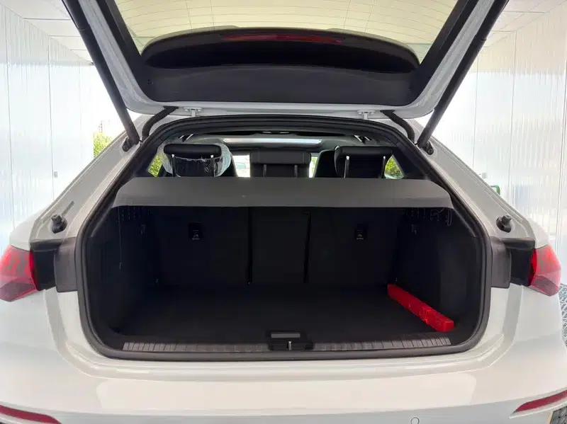 Audi A3 2022 Sportback 35 TFSI Fashion Sport — миниатюра 26