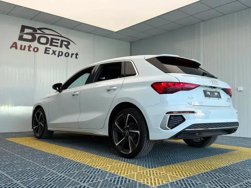 Audi A3 2022 Sportback 35 TFSI Fashion Sport — миниатюра 4