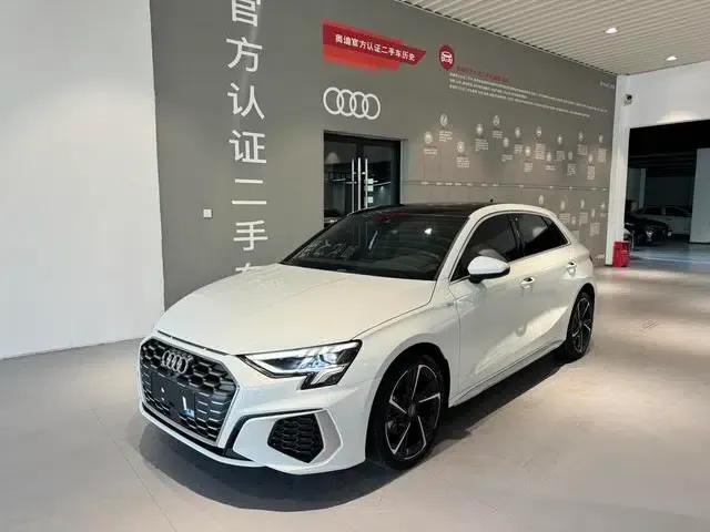 Audi A3 2022 Sportback 35 TFSI Fashion Sport