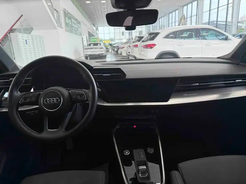 Audi A3 2022 Sportback 35 TFSI Fashion Sport — миниатюра 13