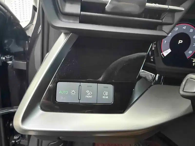 Audi A3 2022 Sportback 35 TFSI Fashion Sport — миниатюра 15