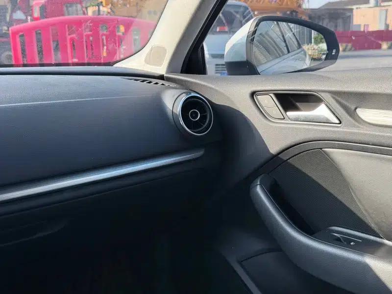Audi A3 2014 Sportback 35 TFSI Automatic Comfort — миниатюра 8