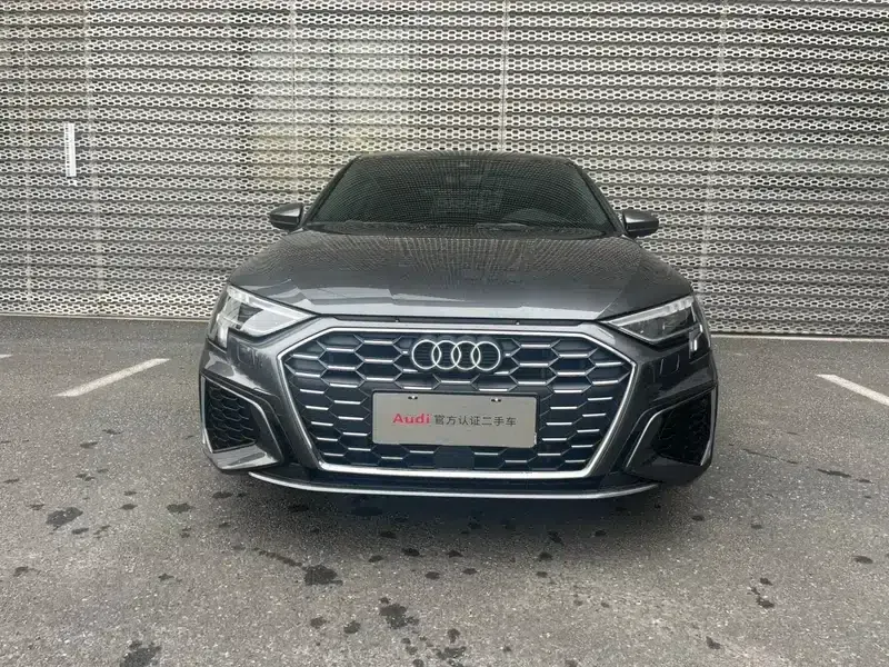 2023 Audi A3 A3L Limousine 35 TFSI Fashion Sport — миниатюра 2