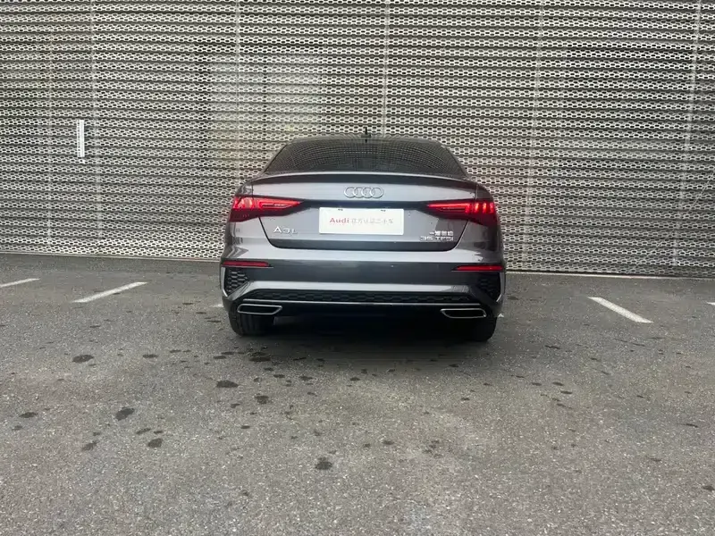 2023 Audi A3 A3L Limousine 35 TFSI Fashion Sport — миниатюра 3