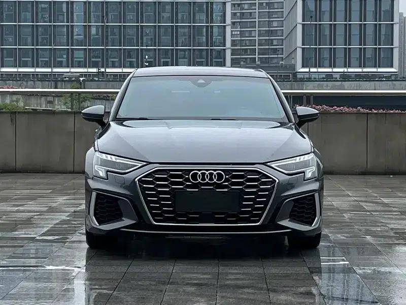 Audi A3 2021 Sportback 35 TFSI Fashion Sport — миниатюра 2