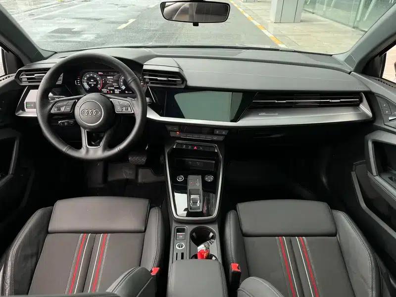 Audi A3 2021 Sportback 35 TFSI Fashion Sport — миниатюра 11