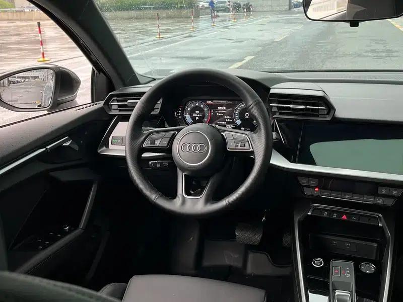 Audi A3 2021 Sportback 35 TFSI Fashion Sport — миниатюра 14