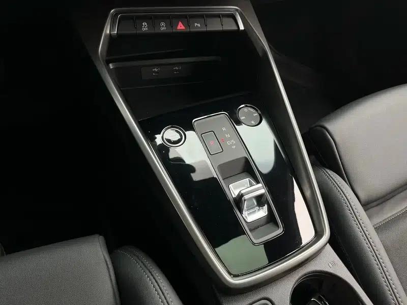 Audi A3 2021 Sportback 35 TFSI Fashion Sport — миниатюра 15