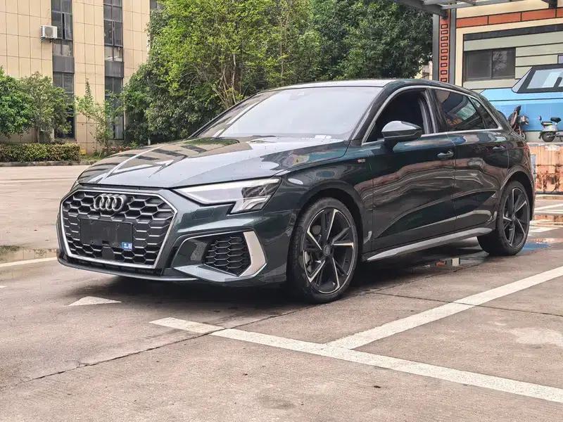 Audi A3 2021 Sportback 35 TFSI Fashion Sport — миниатюра 1