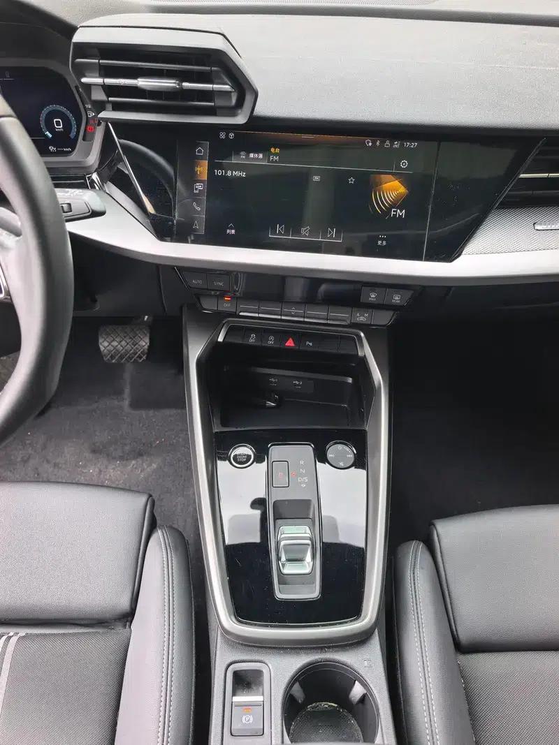 Audi A3 2021 Sportback 35 TFSI Fashion Sport — миниатюра 18