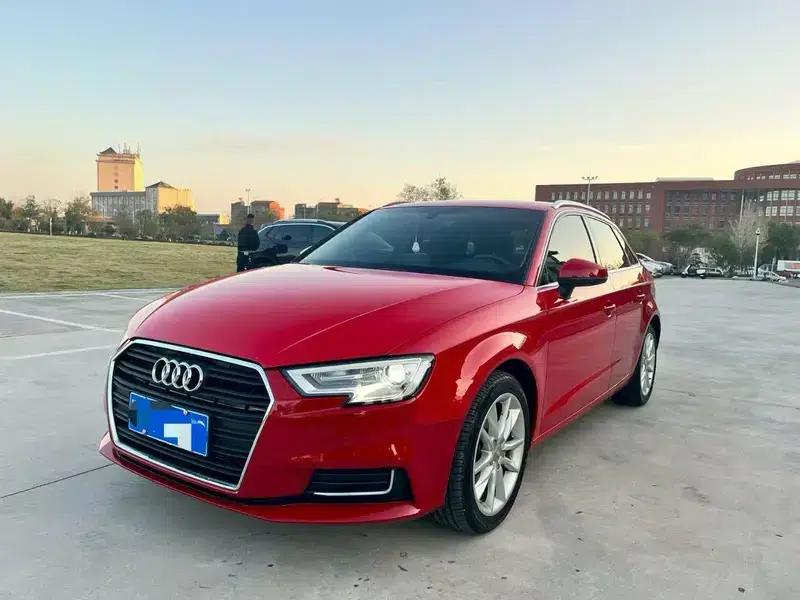 Audi A3 2018 30th Anniversary Edition Sportback 35 TFSI Progressive — миниатюра 1