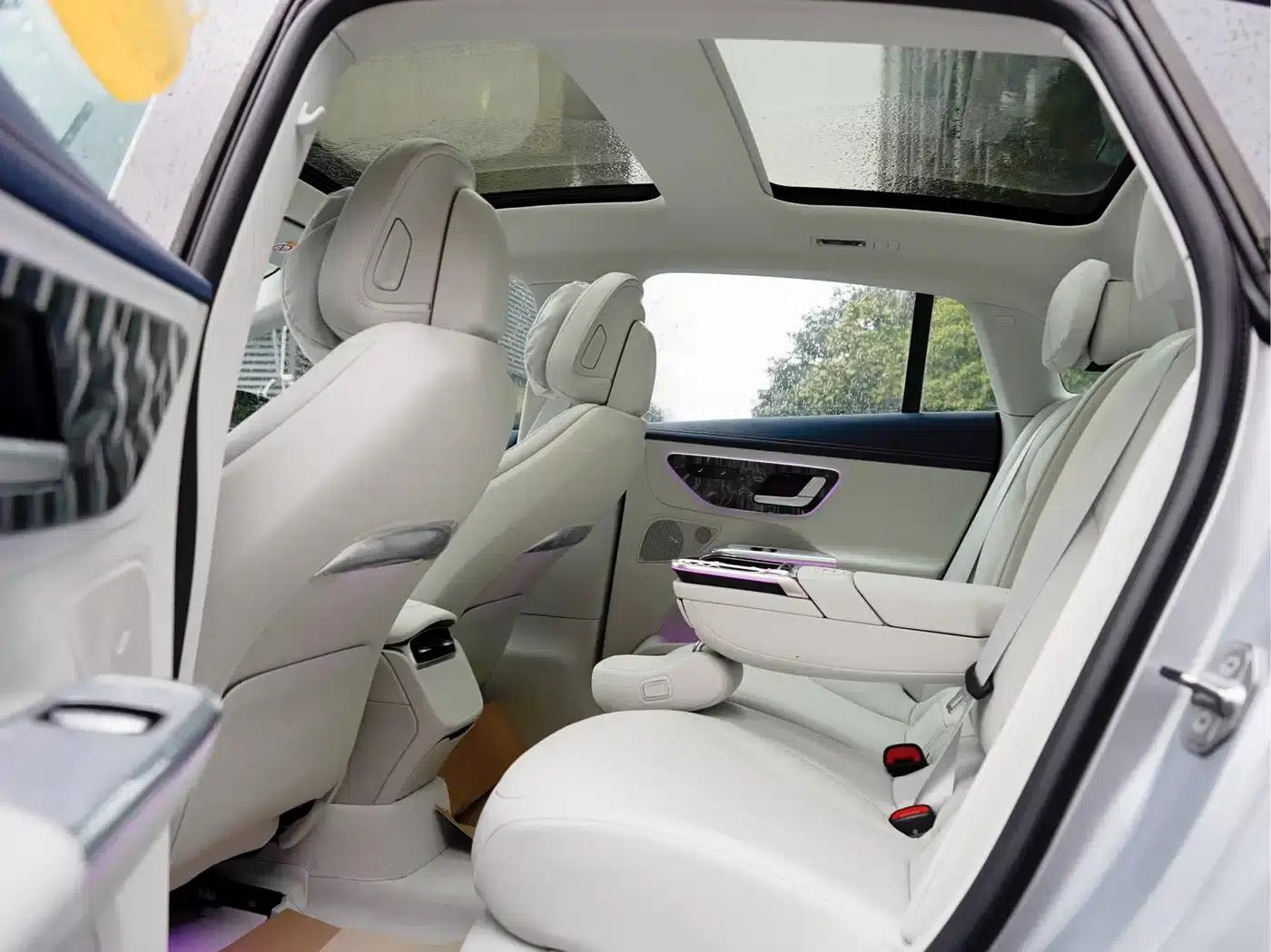 Mercedes-Benz EQE 2025 500 4MATIC Pioneer Edition — миниатюра 12