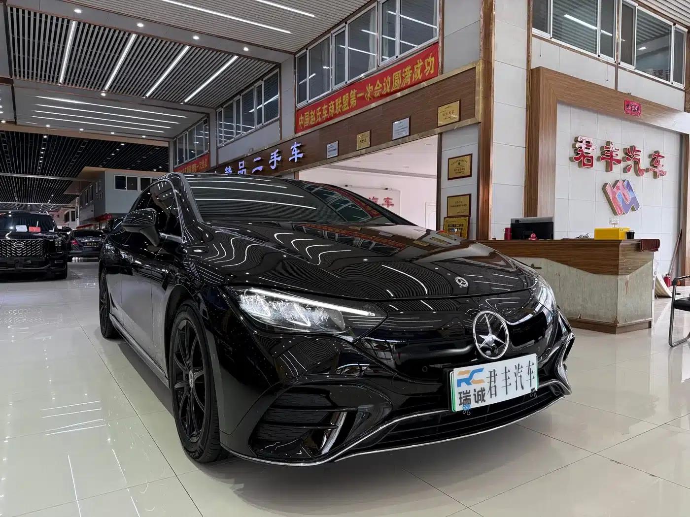 Mercedes-Benz EQE 2022 350 Pioneer Edition — миниатюра 3