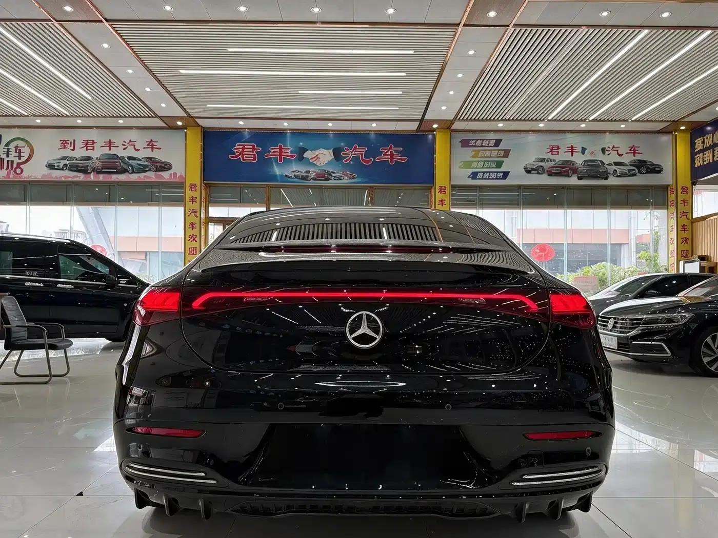 Mercedes-Benz EQE 2022 350 Pioneer Edition — миниатюра 4
