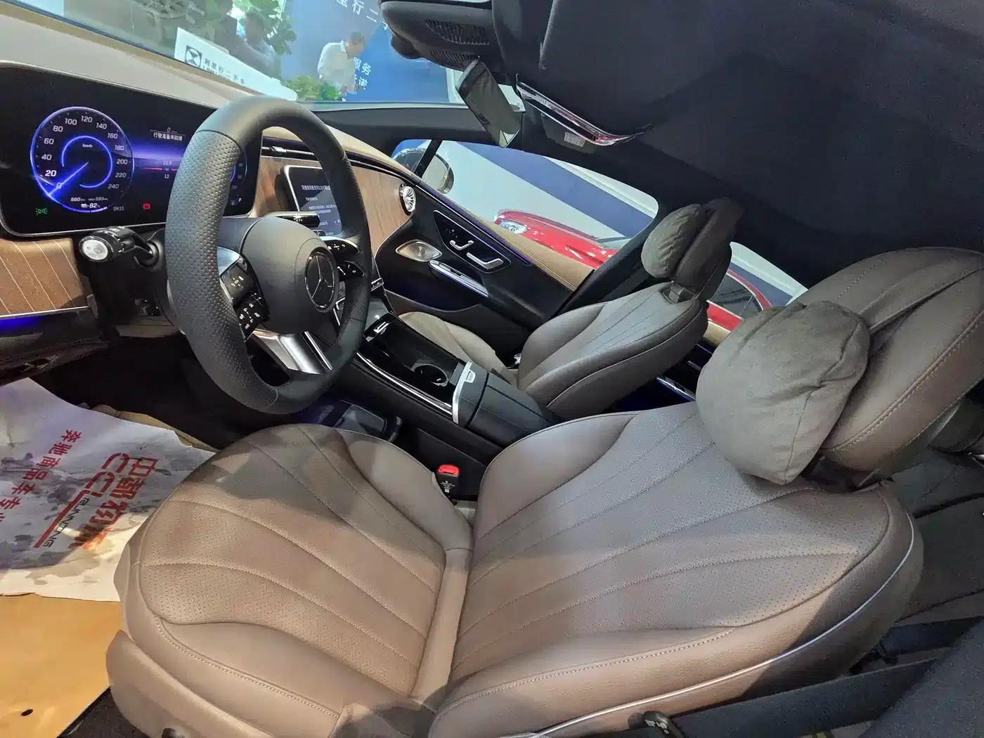 Mercedes-Benz EQE 2025 500 4MATIC Pioneer Edition — миниатюра 10