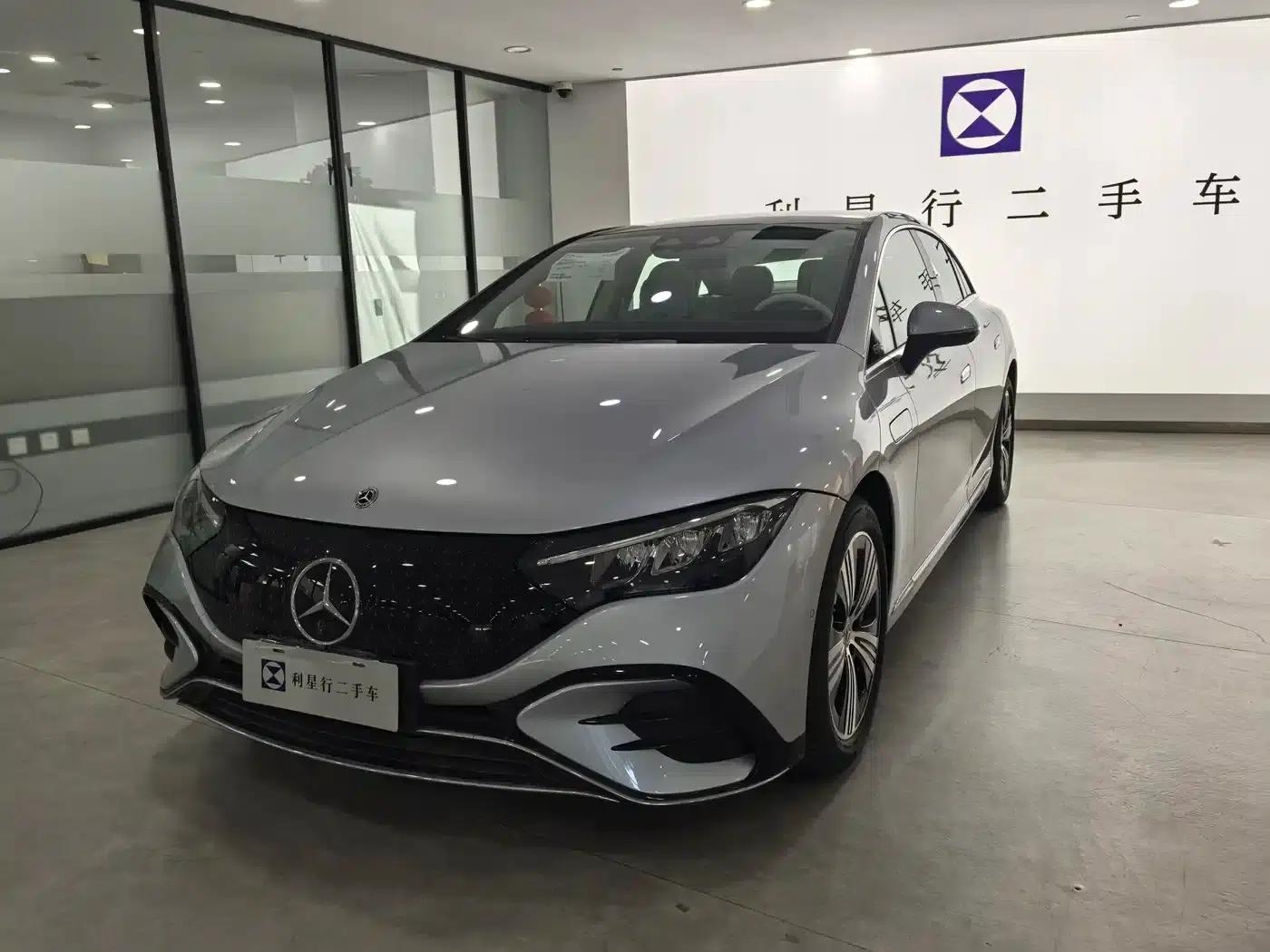 Mercedes-Benz EQE 2025 500 4MATIC Luxury Edition — миниатюра 1