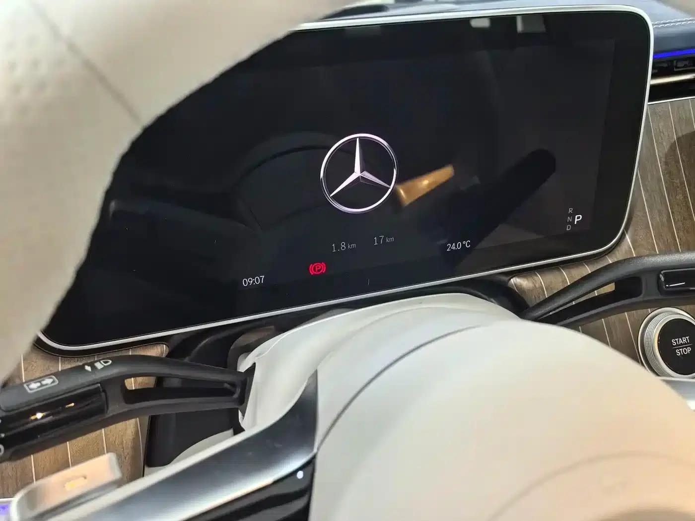 Mercedes-Benz EQE 2025 500 4MATIC Luxury Edition — миниатюра 15