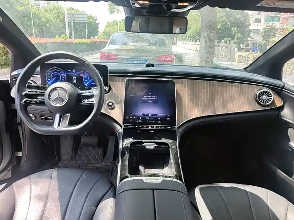 Mercedes-Benz EQE 2022 350 Pioneer Edition — миниатюра 10
