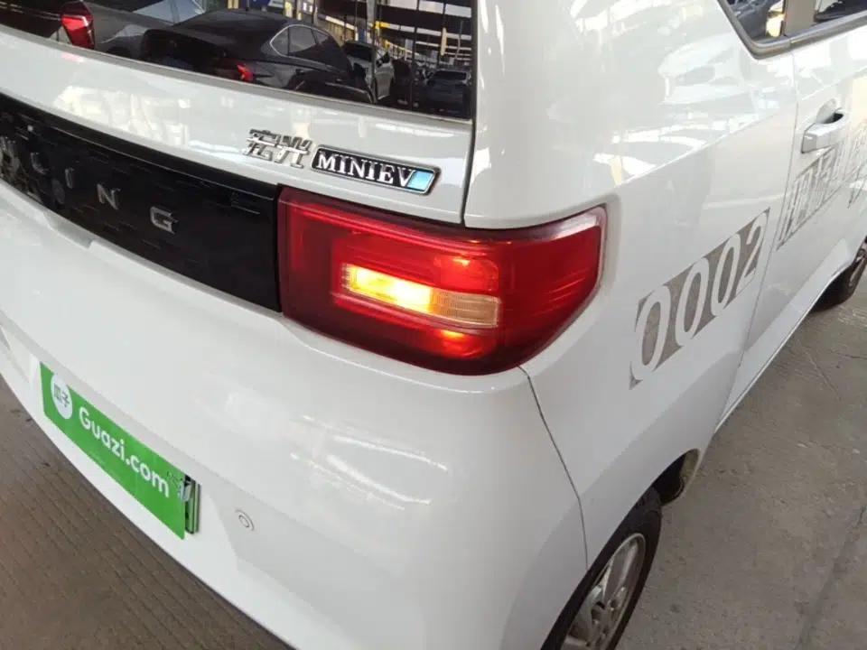 Wuling Hongguang MINIEV 2020 Enjoyment Model Lithium Iron Phosphate — миниатюра 9