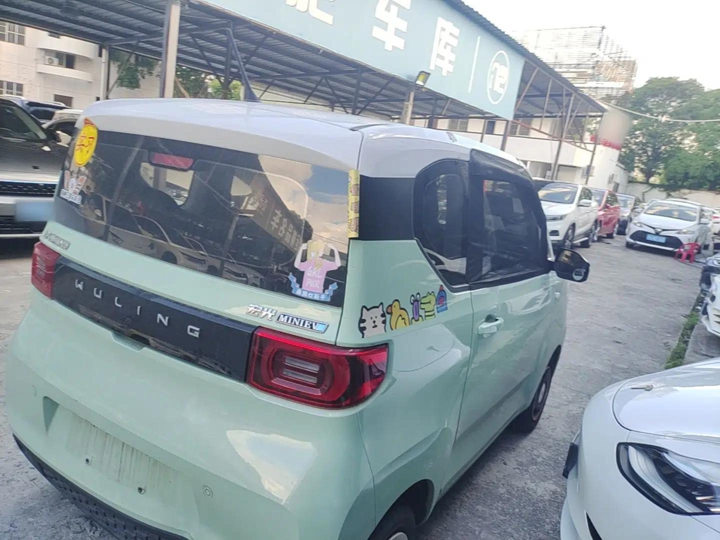 Wuling Hongguang MINIEV 2021 Macaron Premium Model – Lithium Iron Phosphate — миниатюра 6