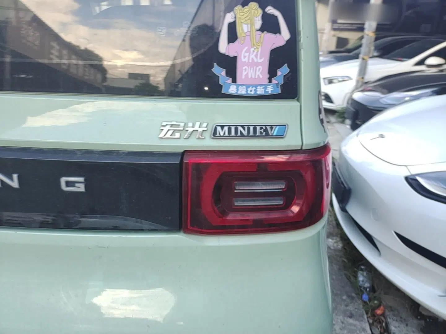 Wuling Hongguang MINIEV 2021 Macaron Premium Model – Lithium Iron Phosphate — миниатюра 9