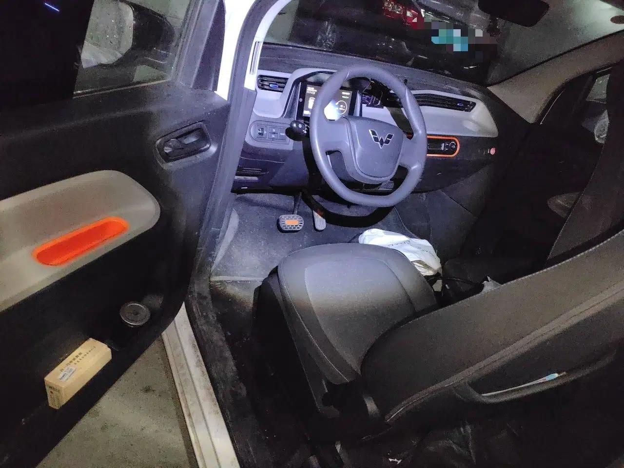 Wuling Hongguang MINIEV 2021 Macaron Premium Model – Lithium Iron Phosphate — миниатюра 16