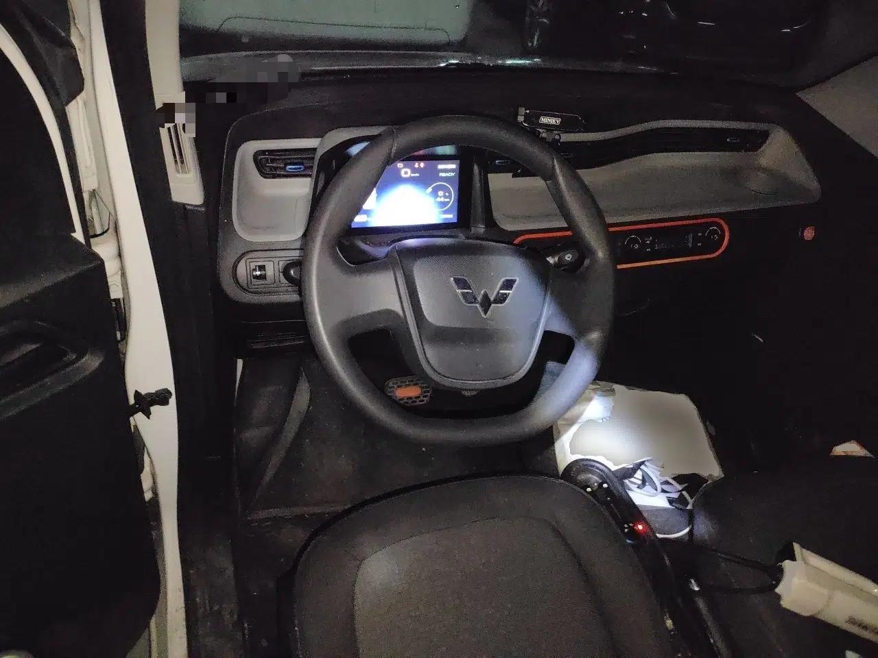 Wuling Hongguang MINIEV 2021 Macaron Premium Model – Lithium Iron Phosphate — миниатюра 10