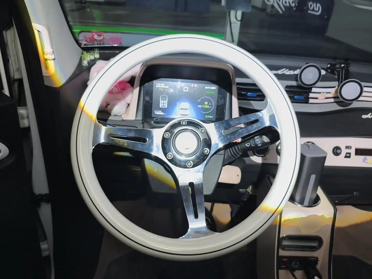 Wuling Hongguang MINIEV 2020 Enjoyment Model Lithium Iron Phosphate — миниатюра 9