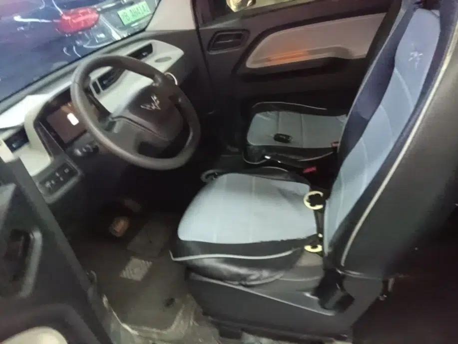 Wuling Hongguang MINIEV 2020 Enjoyment Model Lithium Iron Phosphate — миниатюра 17