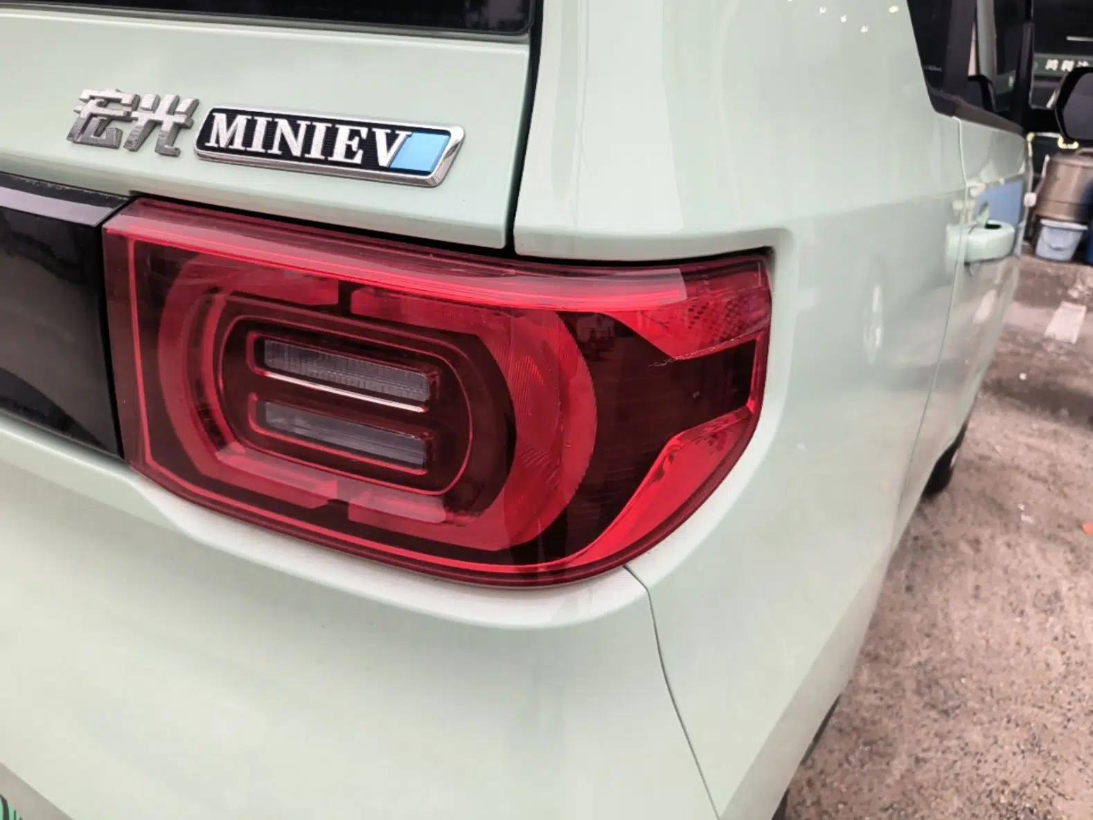 Wuling Hongguang MINIEV 2021 Macaron Premium Model – Lithium-NMC — миниатюра 9