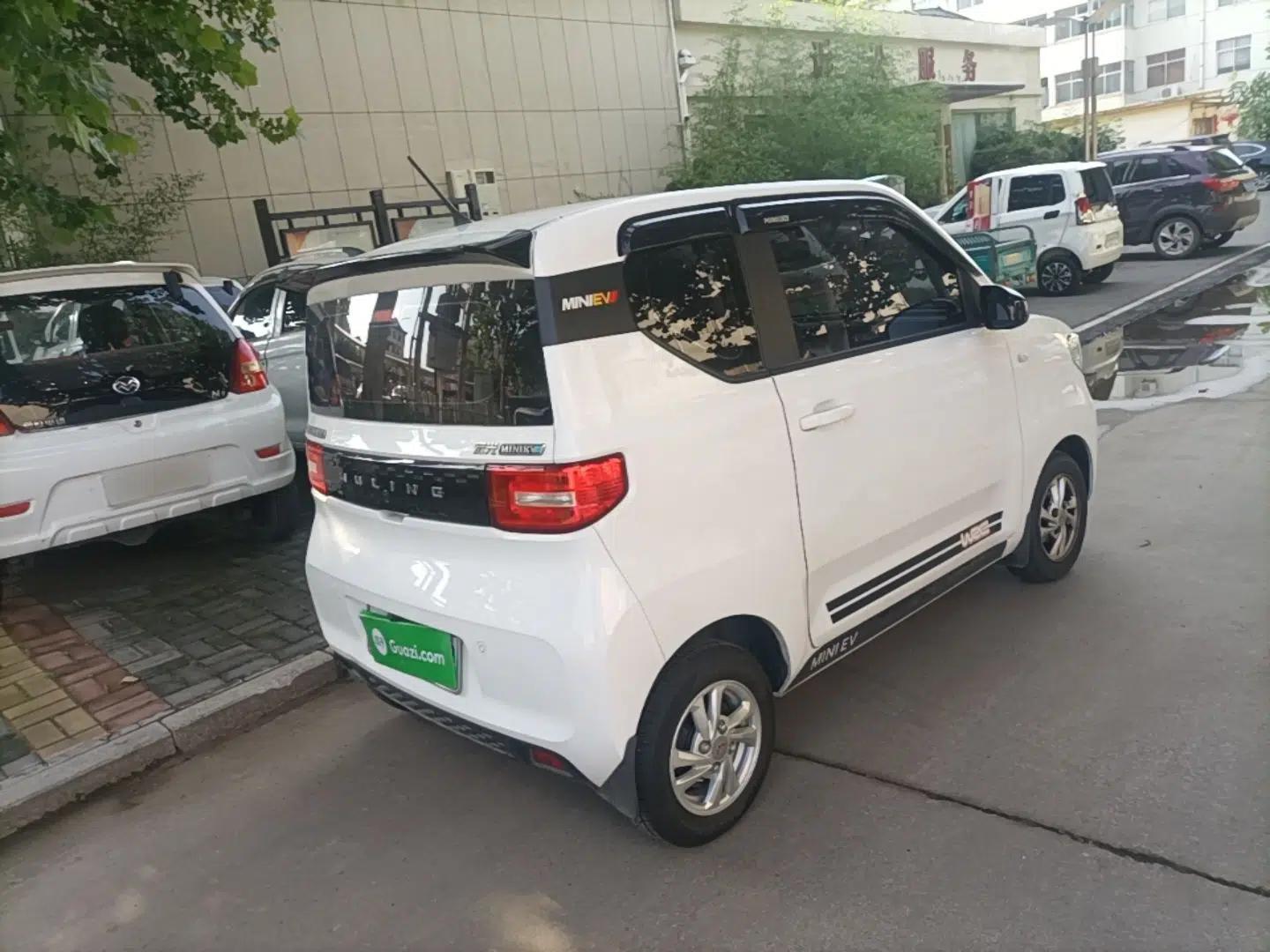 Wuling Hongguang MINIEV 2021 Macaron Premium Model – Lithium-NMC — миниатюра 6