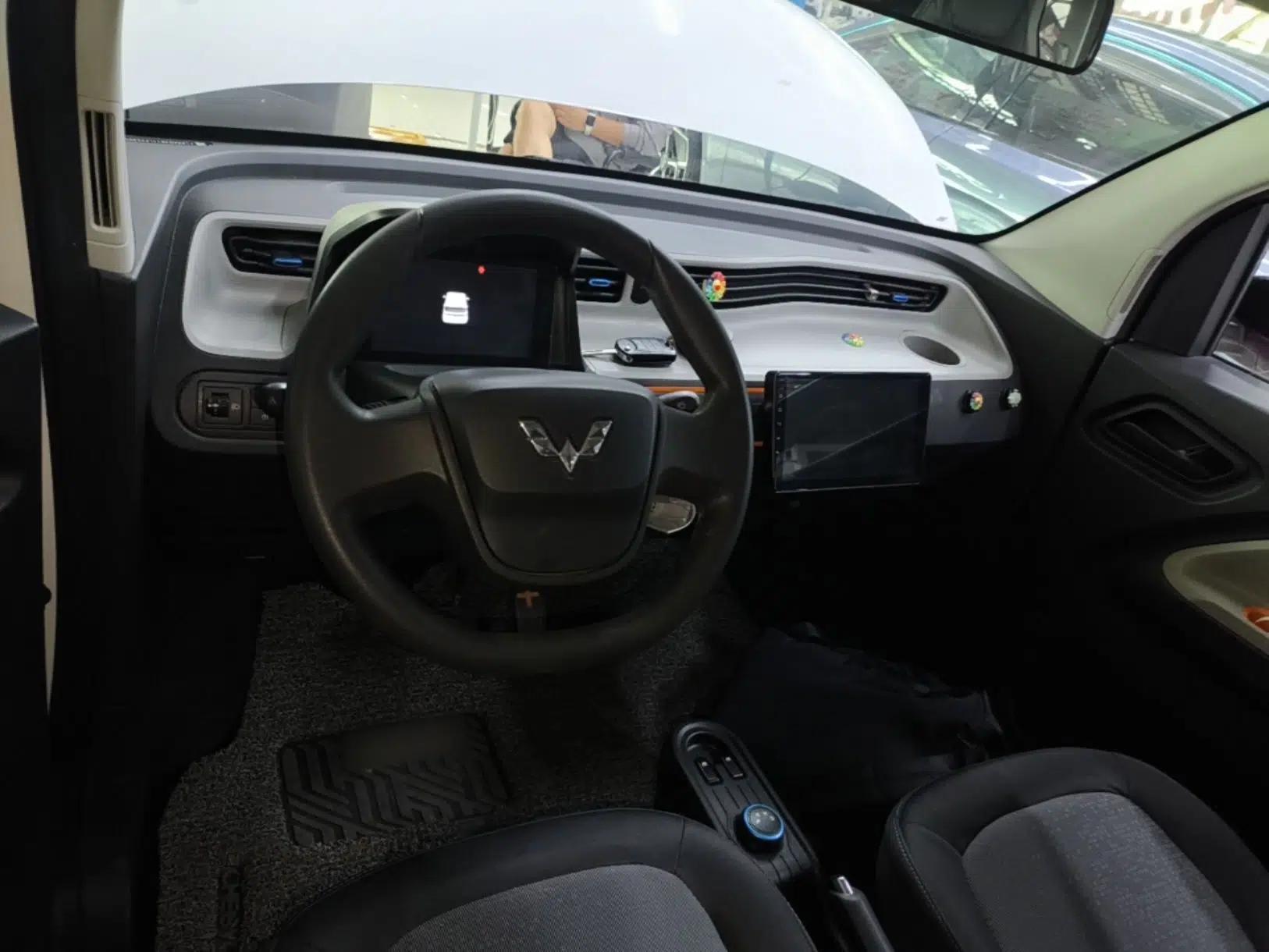 Wuling Hongguang MINIEV 2020 Enjoyment Model Lithium Iron Phosphate — миниатюра 12