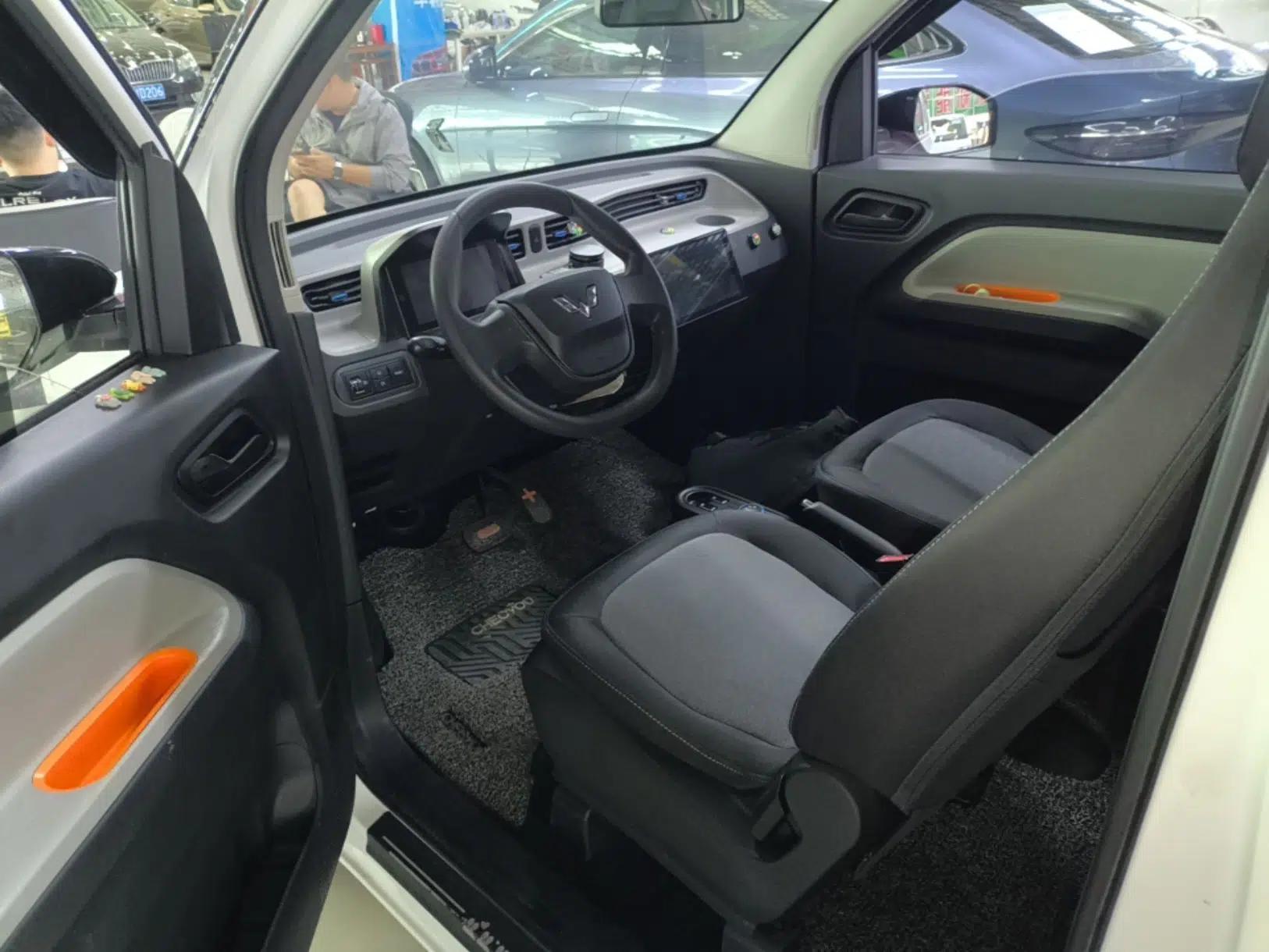 Wuling Hongguang MINIEV 2020 Enjoyment Model Lithium Iron Phosphate — миниатюра 18