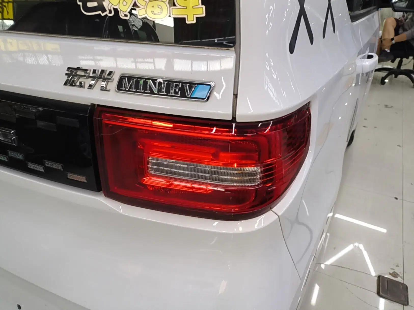 Wuling Hongguang MINIEV 2020 Enjoyment Model Lithium Iron Phosphate — миниатюра 9