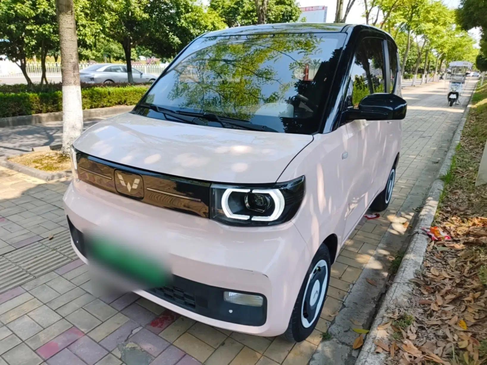 Wuling Hongguang MINIEV 2022 Macaron Premium Model – Lithium Iron Phosphate — миниатюра 1
