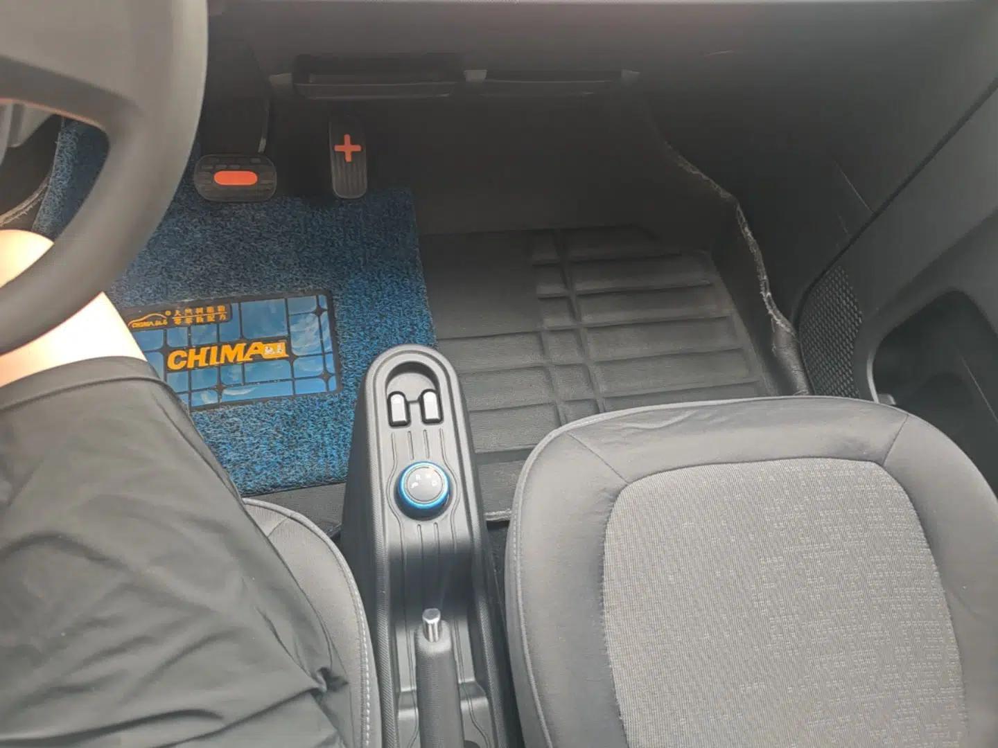 Wuling Hongguang MINIEV 2022 Easy Version Lithium Iron Phosphate — миниатюра 16
