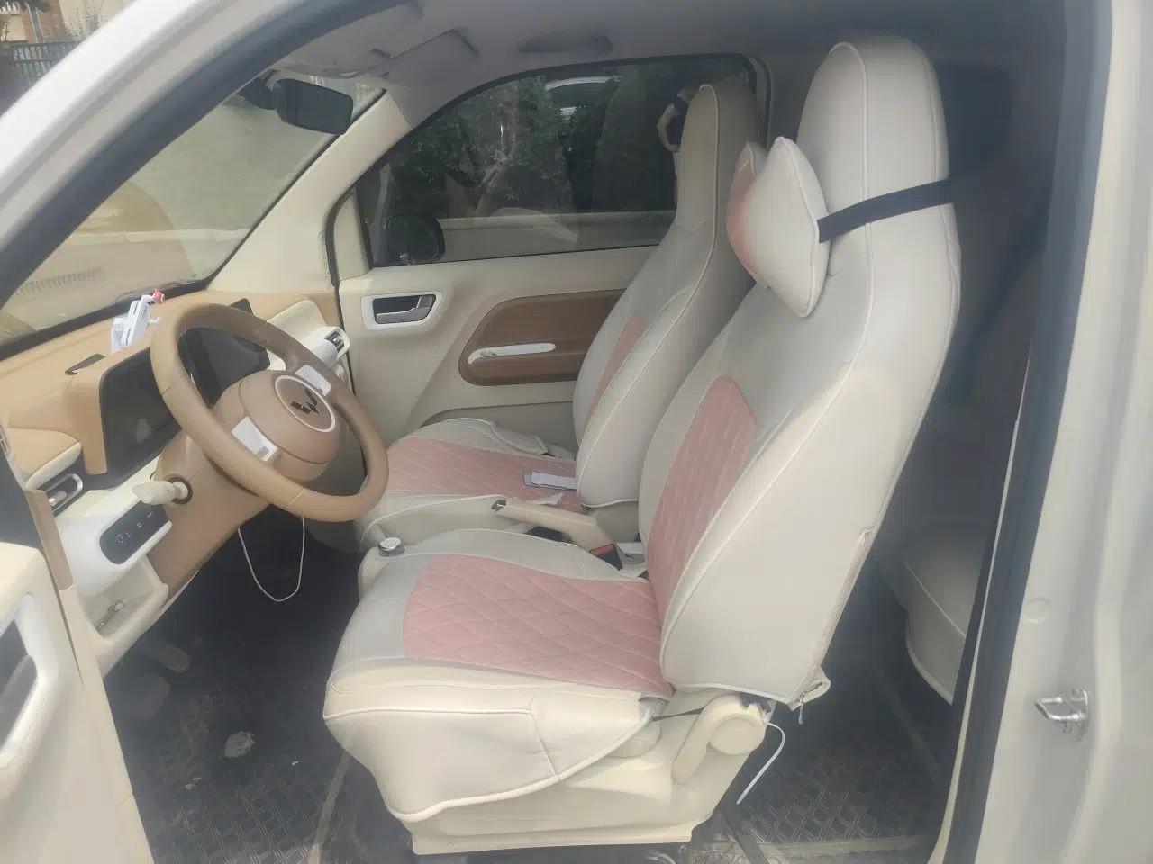 Wuling Hongguang MINIEV 2024 3rd Generation 215km Advanced Version — миниатюра 15