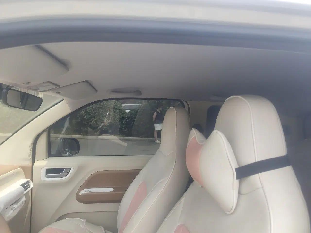 Wuling Hongguang MINIEV 2024 3rd Generation 215km Advanced Version — миниатюра 18