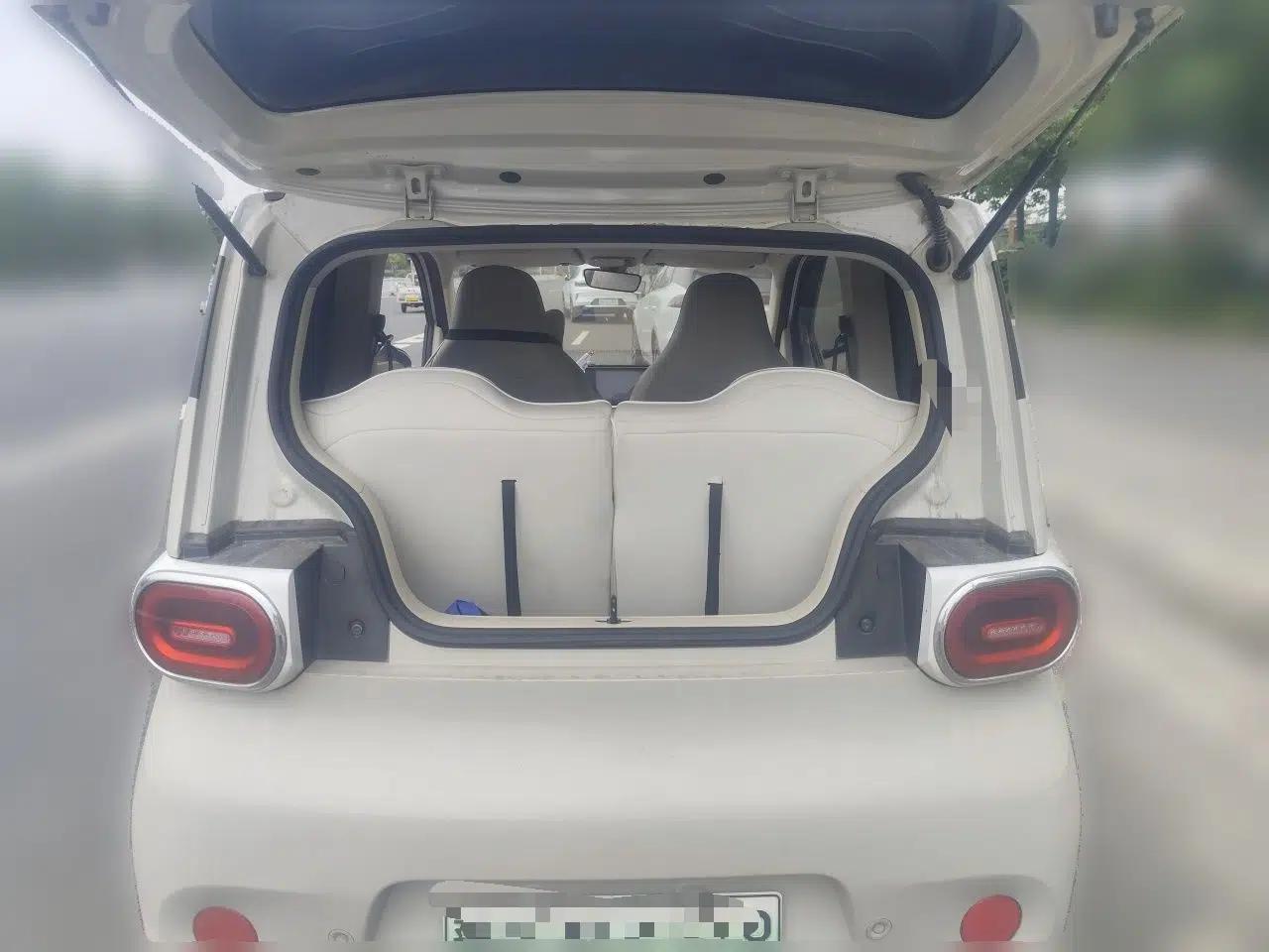 Wuling Hongguang MINIEV 2024 3rd Generation 215km Advanced Version — миниатюра 19