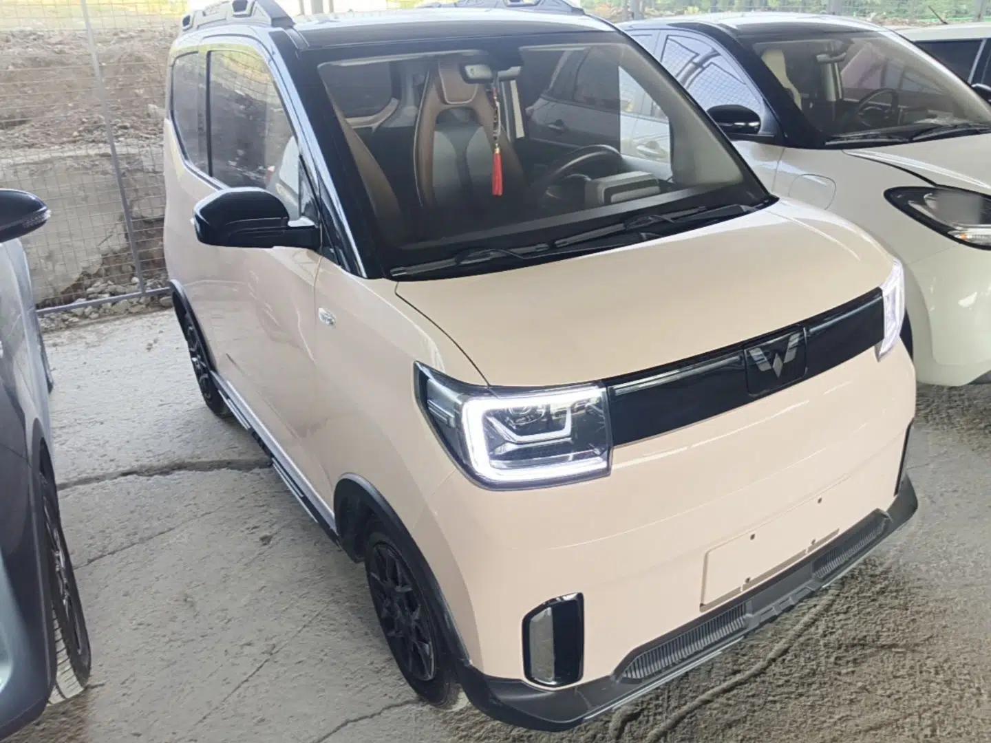 Wuling Hongguang MINIEV 2022 GAMEBOY 200km Play Edition with Lithium Iron Phosphate — миниатюра 12