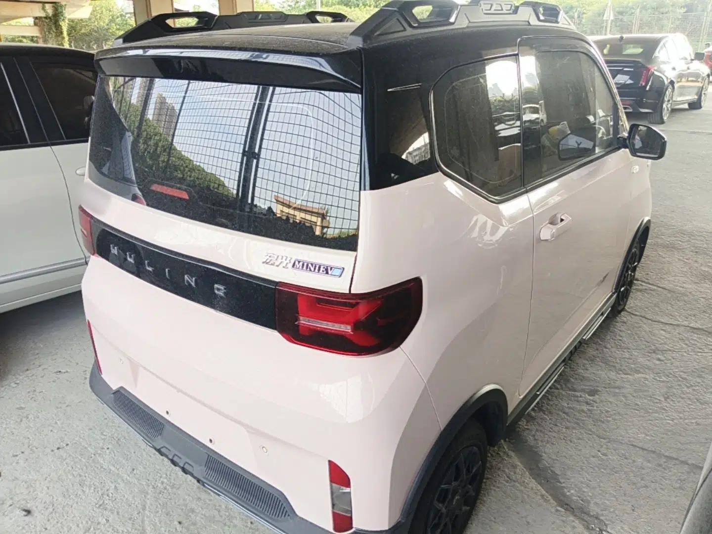 Wuling Hongguang MINIEV 2022 GAMEBOY 200km Play Edition with Lithium Iron Phosphate — миниатюра 6