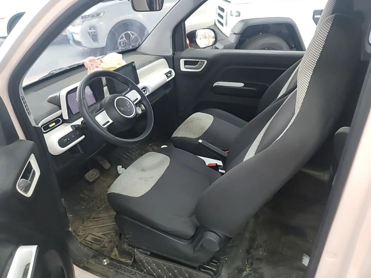 Wuling Hongguang MINIEV 2024 3rd Generation 170 km — миниатюра 22