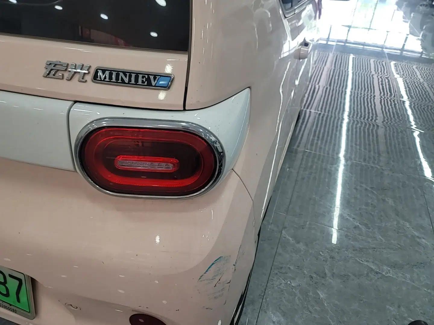 Wuling Hongguang MINIEV 2024 3rd Generation 170 km — миниатюра 9