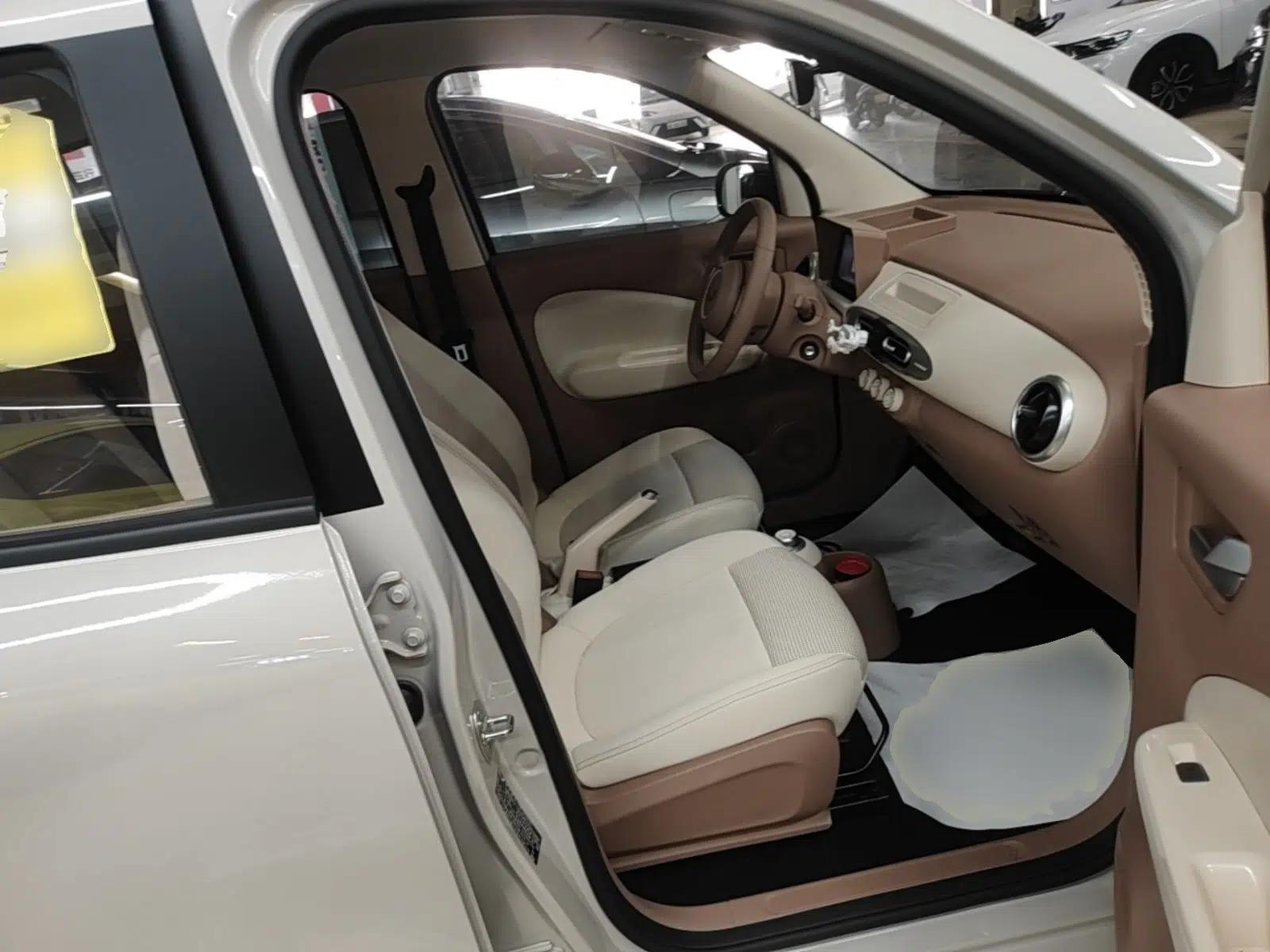 Wuling Hongguang MINIEV 2025 Four-Door Version Advanced Edition — миниатюра 19