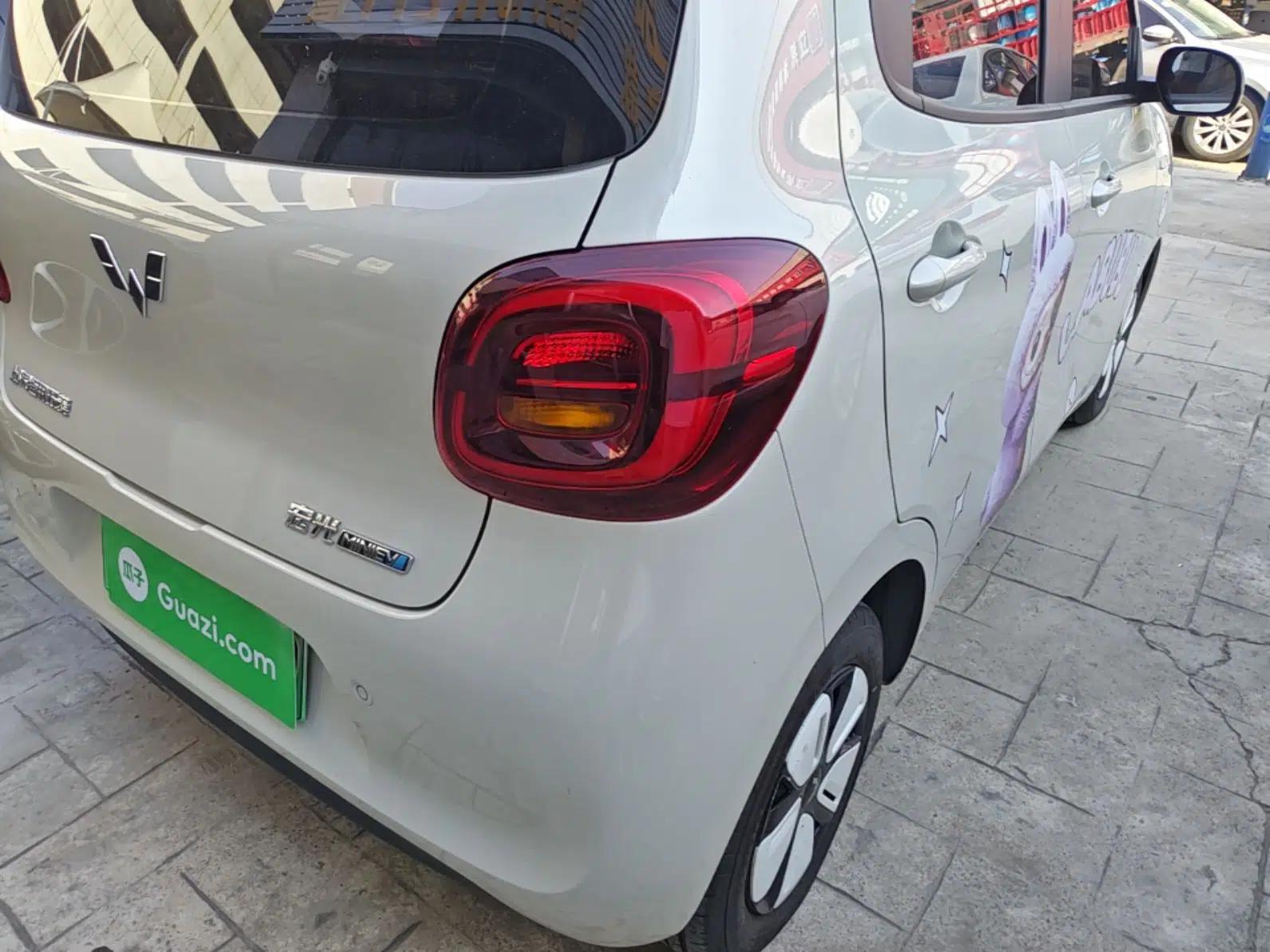 Wuling Hongguang MINIEV 2025 Four-Door Version Advanced Edition — миниатюра 9