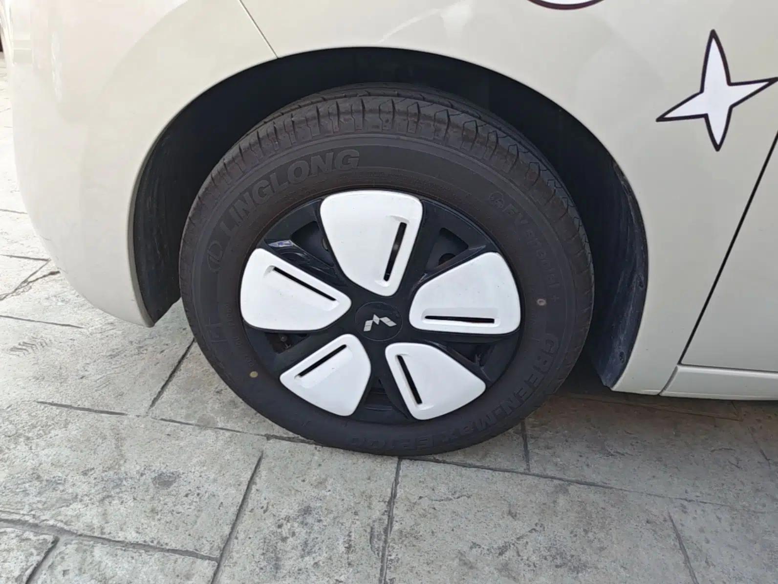 Wuling Hongguang MINIEV 2025 Four-Door Version Advanced Edition — миниатюра 10