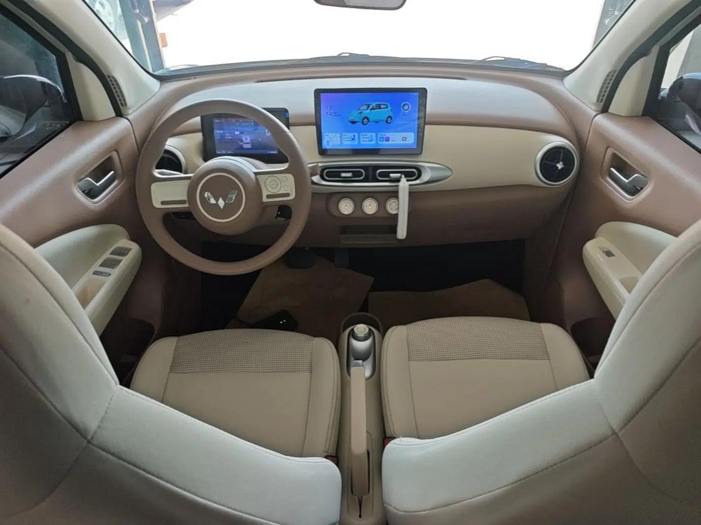 Wuling Hongguang MINIEV 2025 Four-Door Version Advanced Edition — миниатюра 12