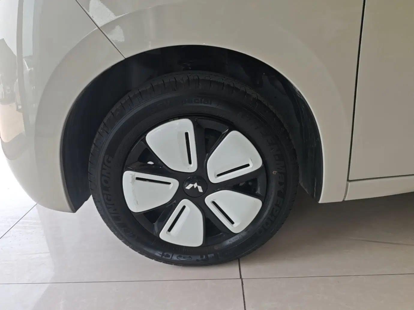 Wuling Hongguang MINIEV 2025 Four-Door Version Advanced Edition — миниатюра 10