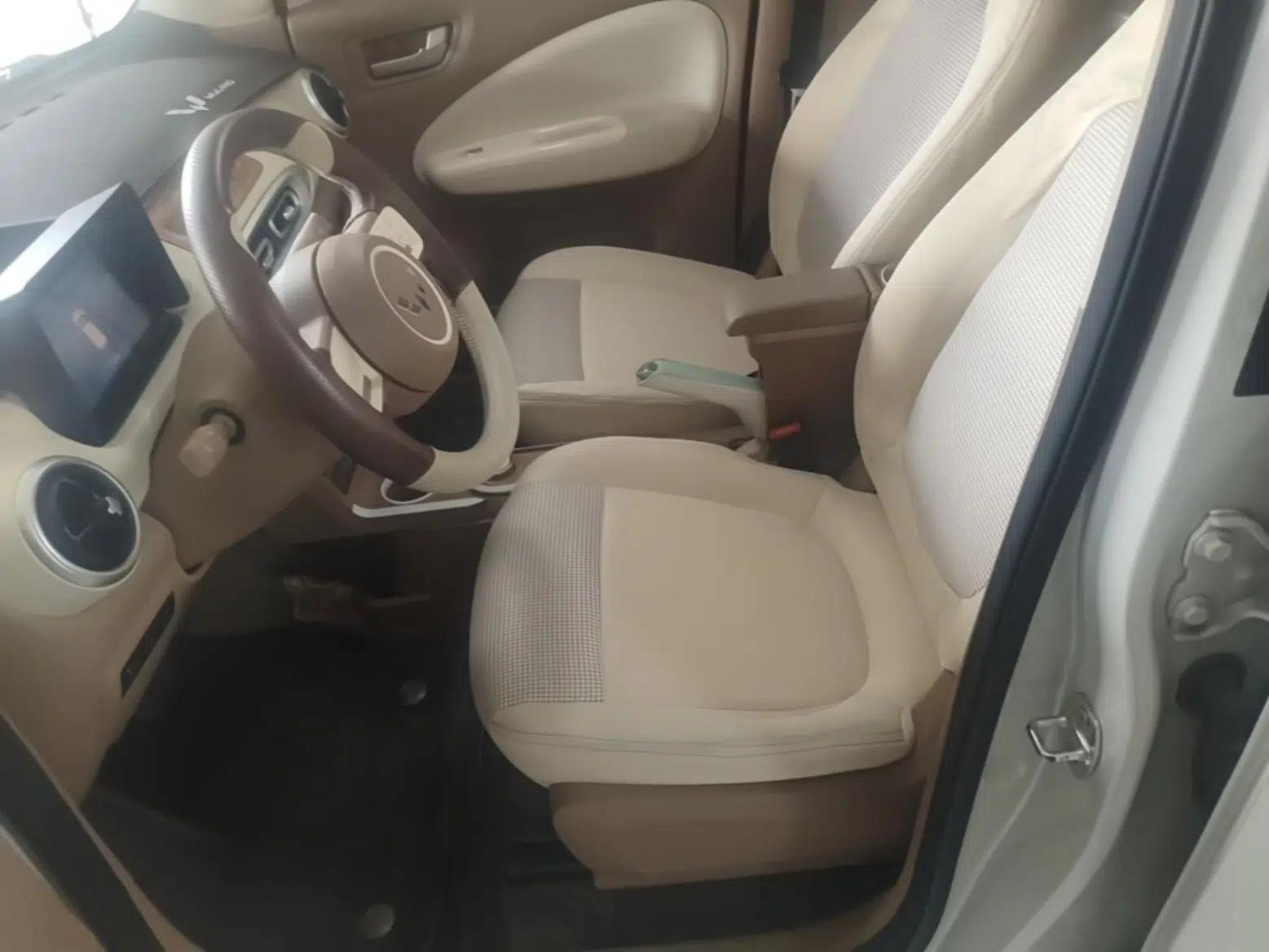 Wuling Hongguang MINIEV 2025 Four-Door Version Advanced Edition — миниатюра 17