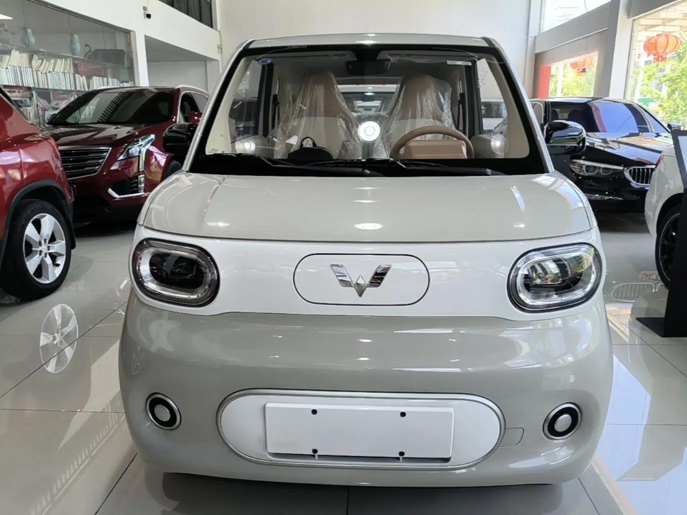 Wuling Hongguang MINIEV 2024 3rd Generation 215km Youth Edition — миниатюра 2
